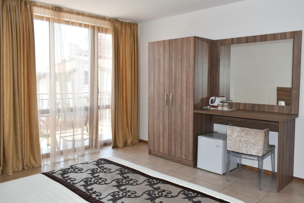 Time Out Hotell Sozopol Exteriör bild